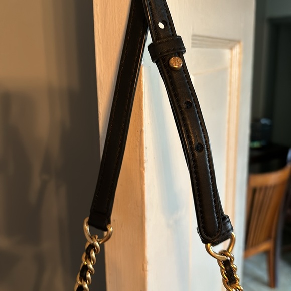 Tory Burch Purse - Crossbody Bag - Tory Burch Handbags - Picture 4 of 8